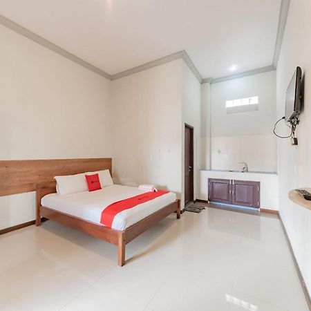 Reddoorz Near Gor Sempaja Samarinda Hotel Buitenkant foto